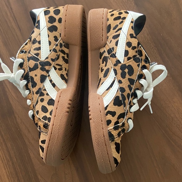 Reebok Cheetah Print Sneakers with White and Brown Accents - Picture 2 of 5